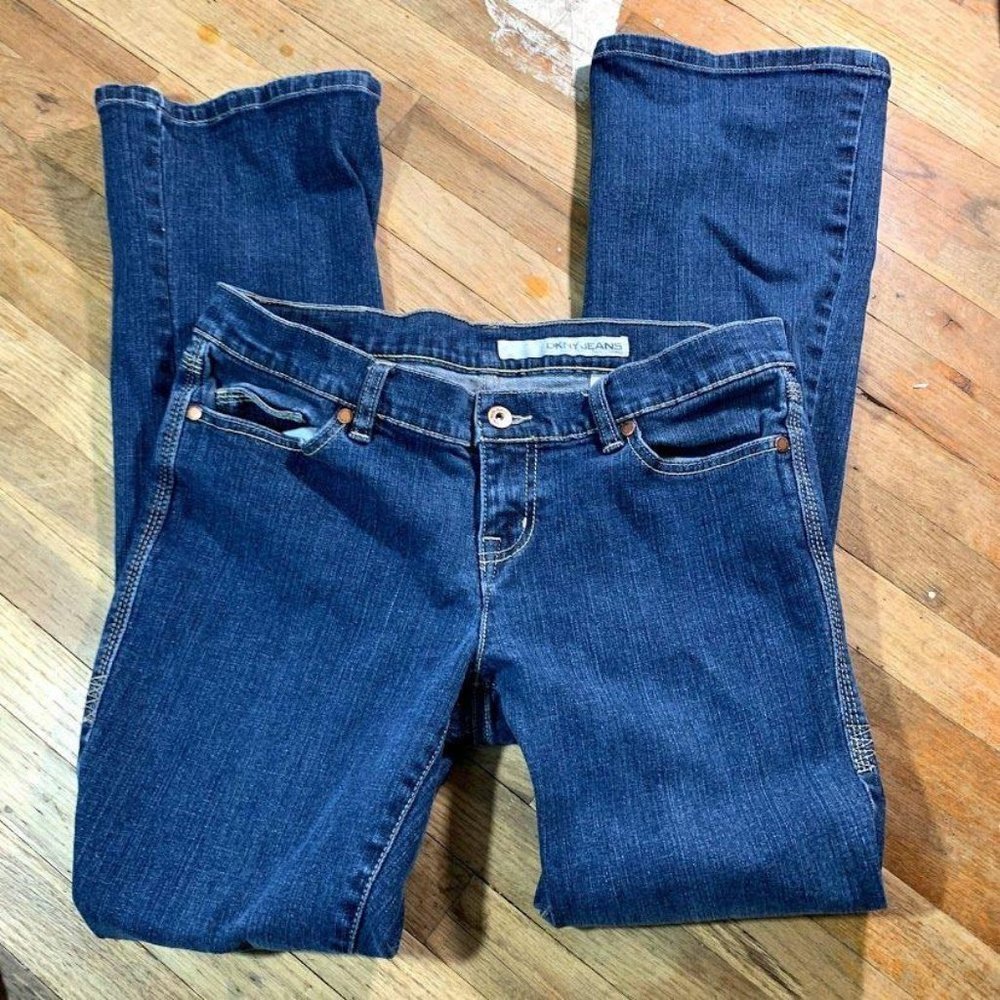 DKNY Jeans boot cut stitching size 31